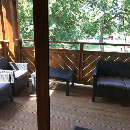 Beachfront Studio Apartman Lejlighedshotel 3*