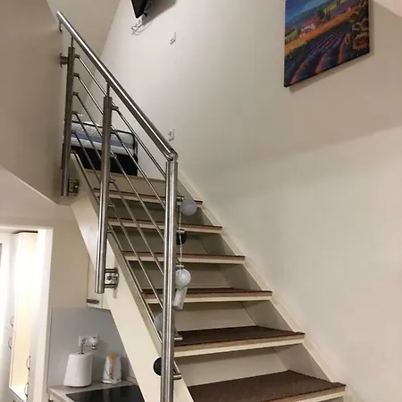 Beachfront Studio Apartman 3* Balatonfůzfő
